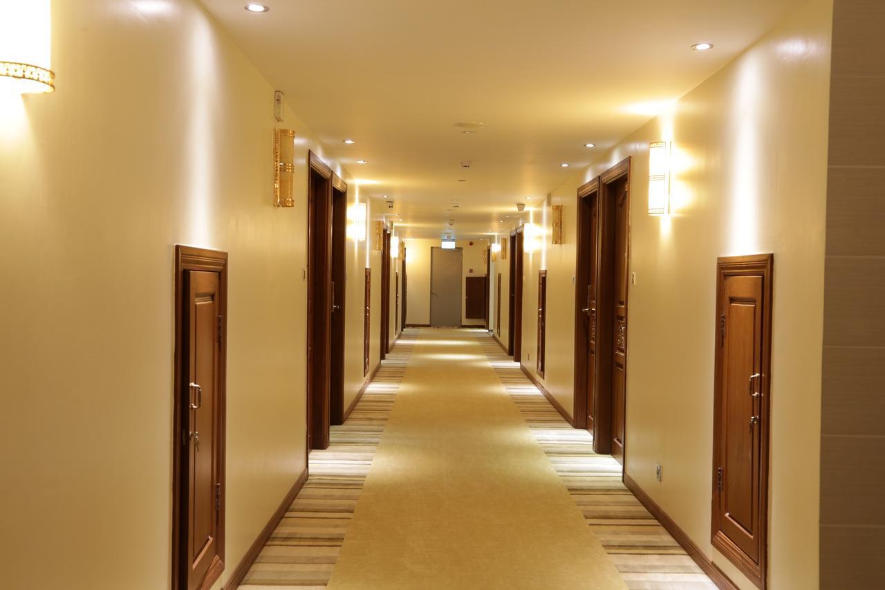 Pacific Hotel Yangon Ngoại thất bức ảnh